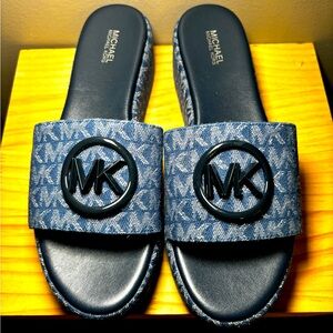 Michael Kors Wedge sandal